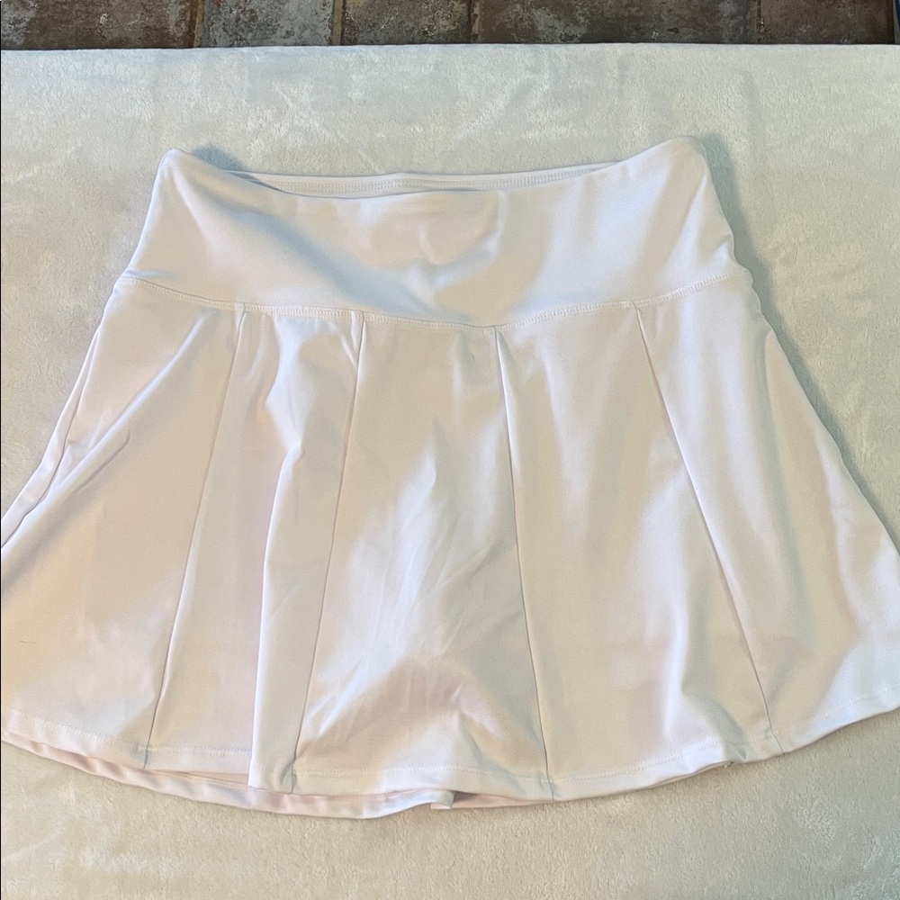 Vogo Athletica sz. Large white tennis skort skirt built in shorts BNWOT!